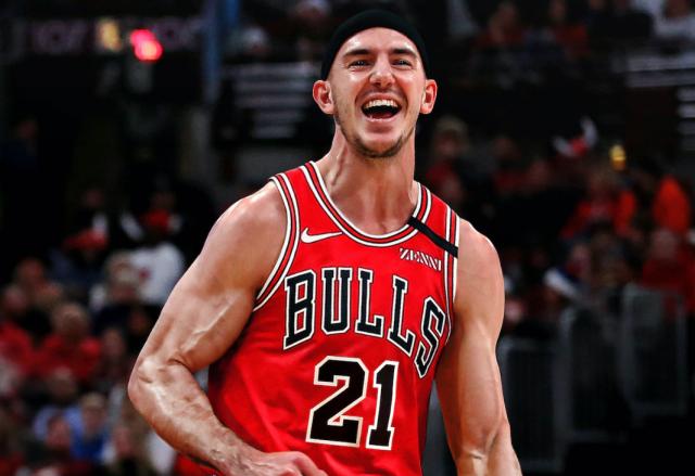 欧博官网-卡鲁索透露签约细节 降低标准湖人仍不愿匹配合同