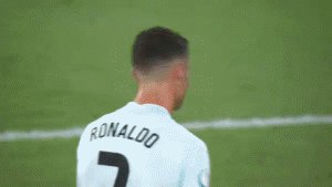 1624836047067017345.gif C罗.gif